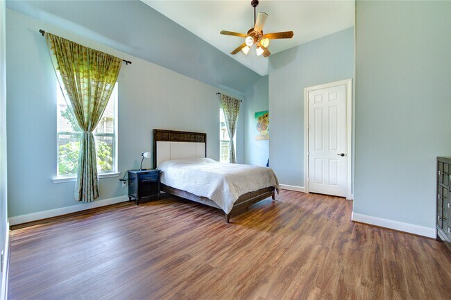 Building Photo - 11422 Carson Field Ln