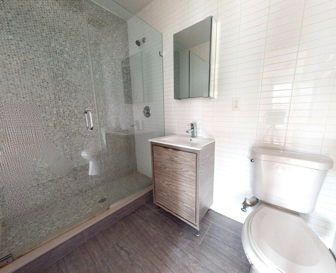 Building Photo - West 121st Street