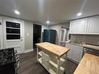 Building Photo - 134 N Liberty Dr