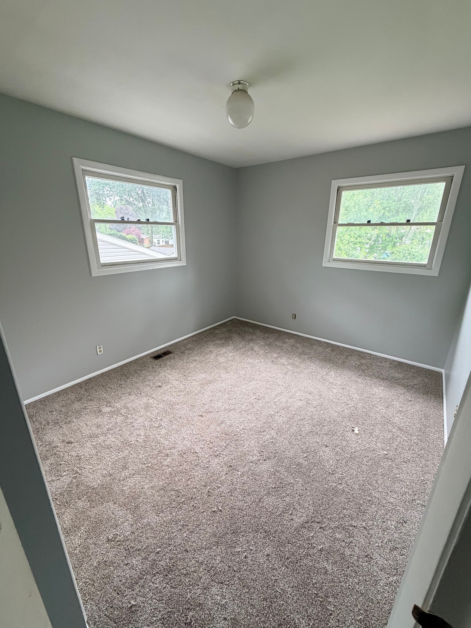 Building Photo - 5015 W Blackford Dr