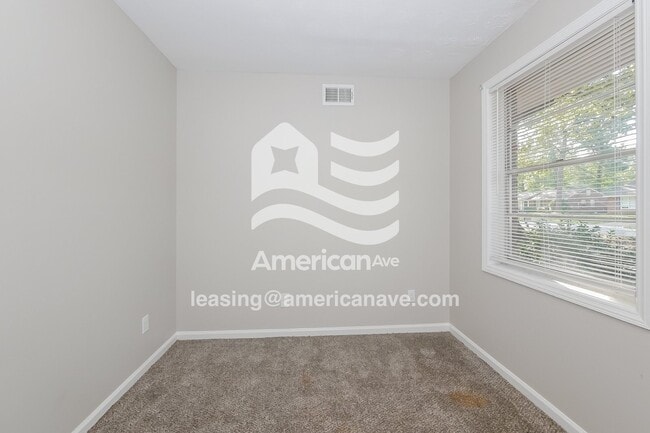 Building Photo - 2332 Watkins Dr