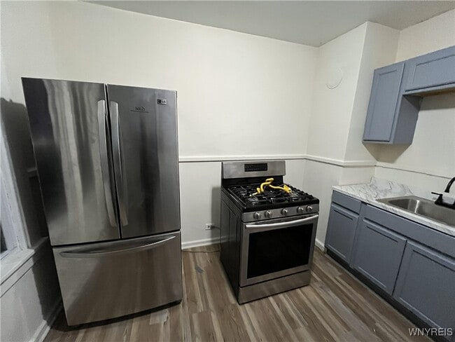 Building Photo - 168 Rodney Ave