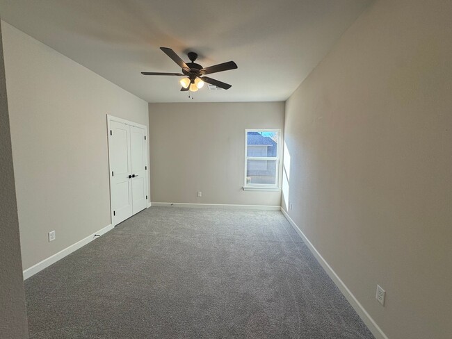 Building Photo - 1st MONTHS RENT FREE - 4 bed, 3 bath, 2 car New Construction!