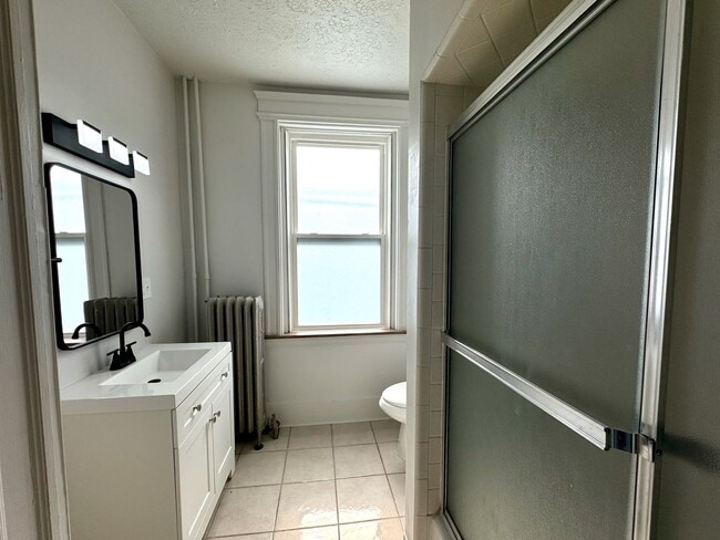 Building Photo - 301 W McMillan St