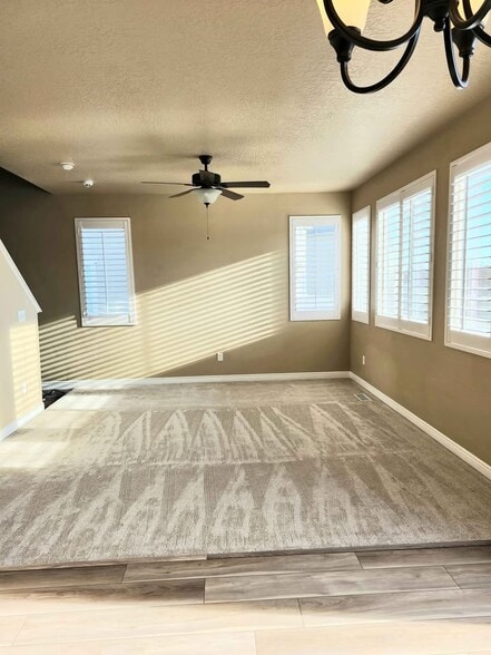 Building Photo - 3811 N Prairie Grass Dr