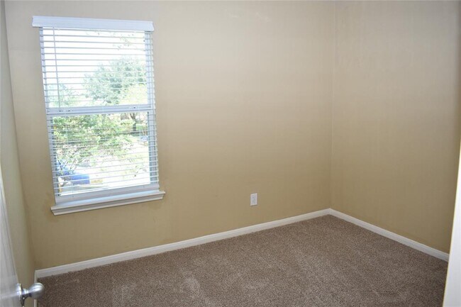 Building Photo - 13038 Brutus Hill Ln