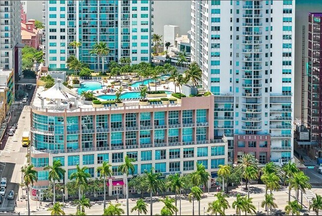 Building Photo - 244 Biscayne Blvd