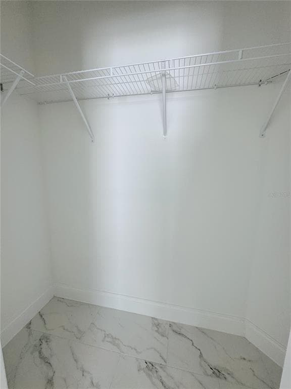 Building Photo - 725 Dennis Ave