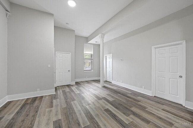 Building Photo - 2906 Alms Pl