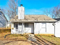 Building Photo - 1811 Saffron Pl