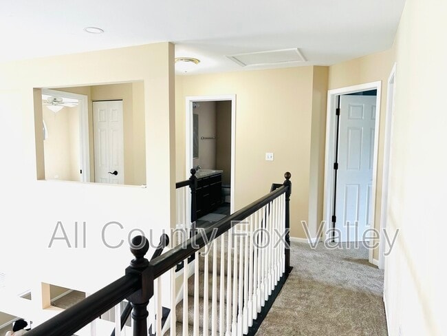 Building Photo - 2080 Mark Cir