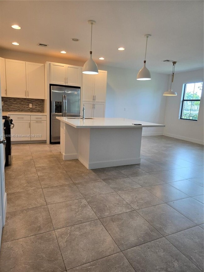 Building Photo - 12584 NW 32nd Manor