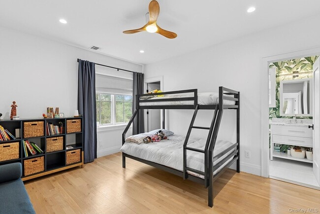 Building Photo - 8 Sweetgrass Rd