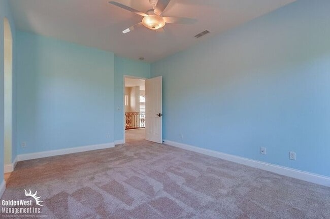 Building Photo - Luxury 4Bdm 4.5Ba Dream Home w/Wine Cellar...
