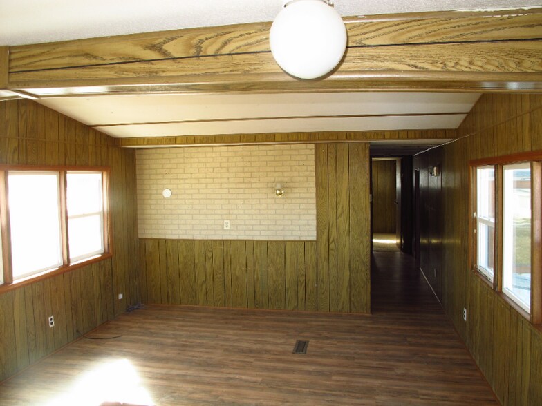 Primary Photo - 22445 Frontage Rd