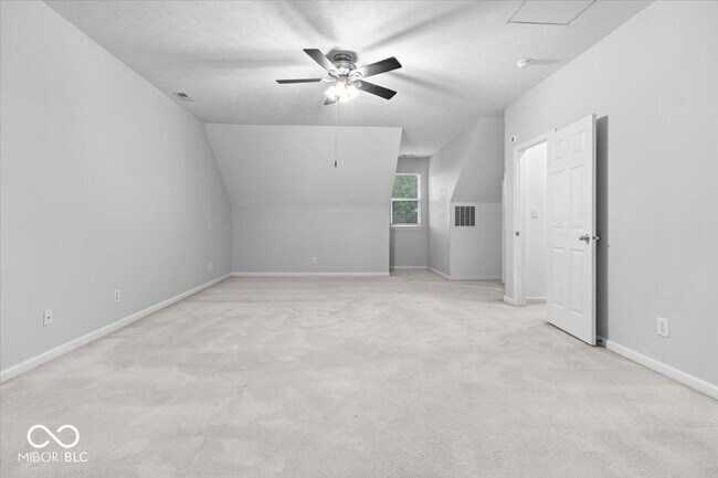 Building Photo - 2405 N Park Ave