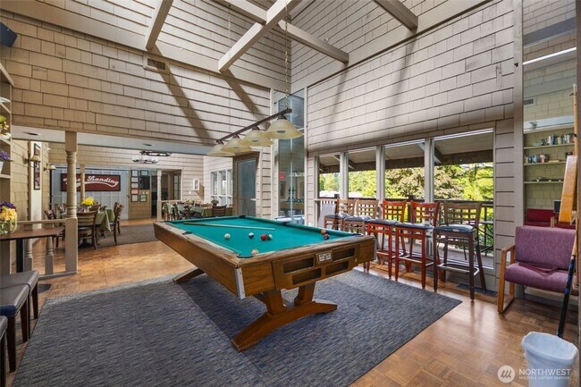 Building Photo - Resort Living at home!