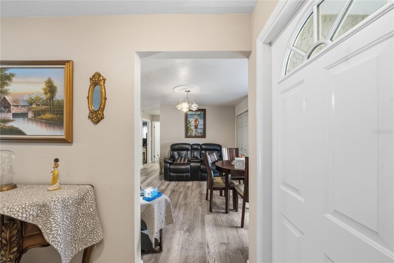 Building Photo - 2507 Bluegrass St