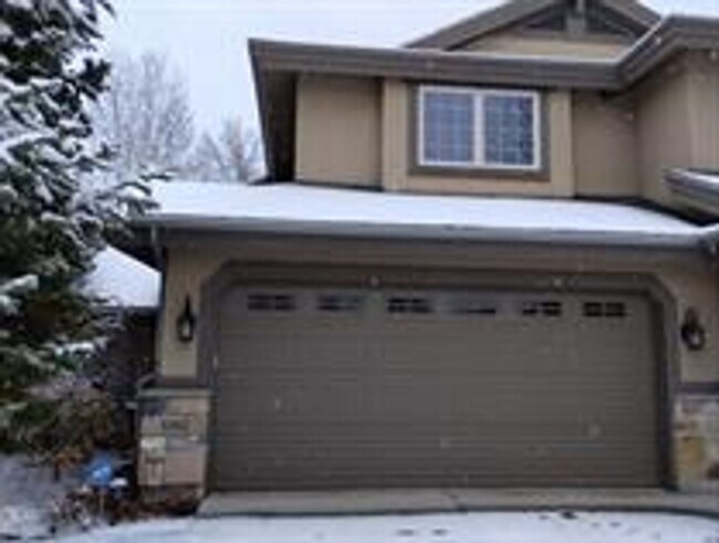 Building Photo - Spacious Cottonwood Heights Home with Vaulted Ceilings & Finished Basement