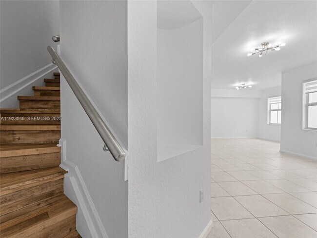 Building Photo - 11603 NW 89th St