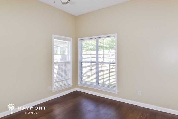 Building Photo - 604 Castle Brook Dr