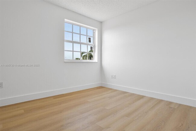 Building Photo - 8501 NW 191st St