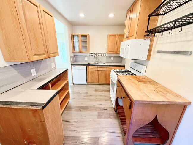 Building Photo - Extensively Remodeled Mount Washington Home with Expansive Deck, Bonus Flex Space & Architectural...