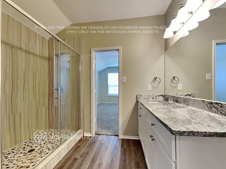 Building Photo - 2612 Redwood St