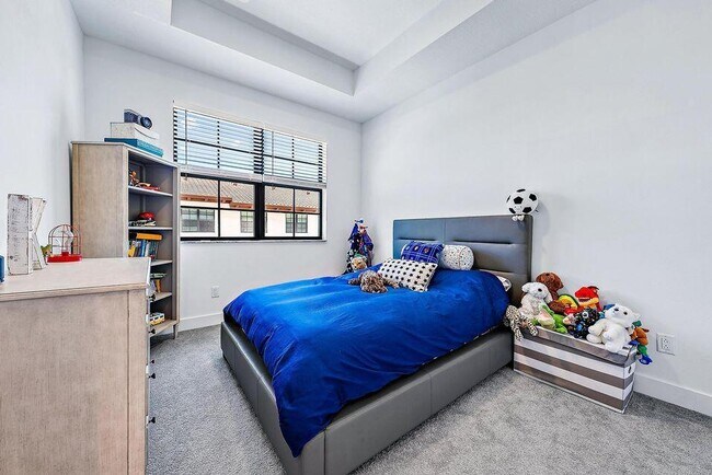 Building Photo - 5256 Beckman Ter