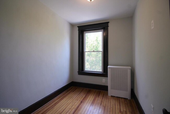 Building Photo - 138 Randolph Pl NW