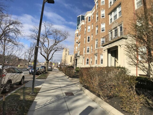 Building Photo - 1 bedroom in Boston MA 02215