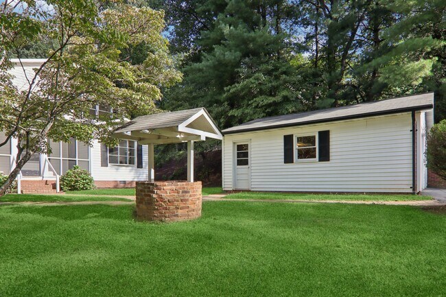 Building Photo - 5 Timothy Ln