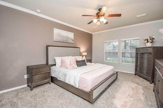 Building Photo - 3342 Breeze Bluff Way