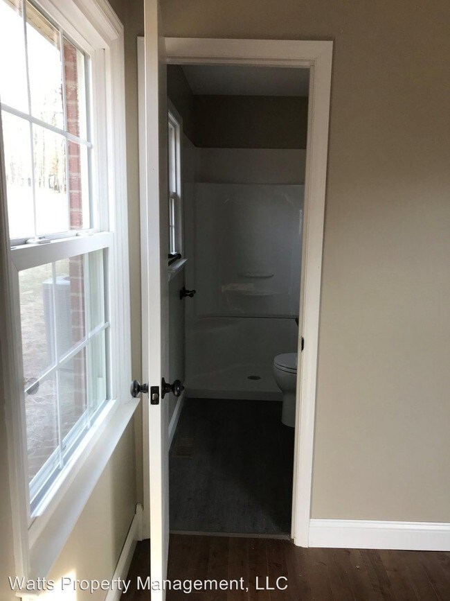 Building Photo - 4 br, 3 bath House - 245 Woodrow Lane