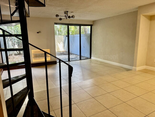 Building Photo - 2180 Brickell Ave