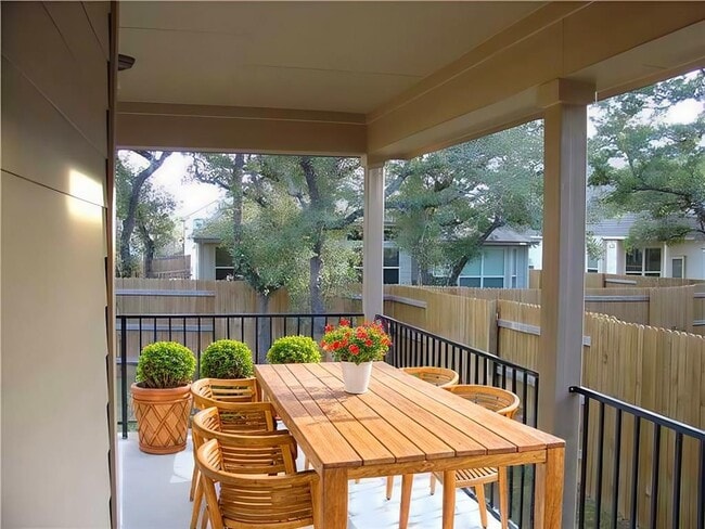 Building Photo - 140 Copper Lake Ln