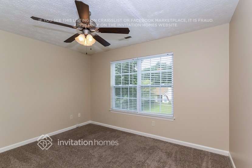 Building Photo - 117 Willow Springs Ln