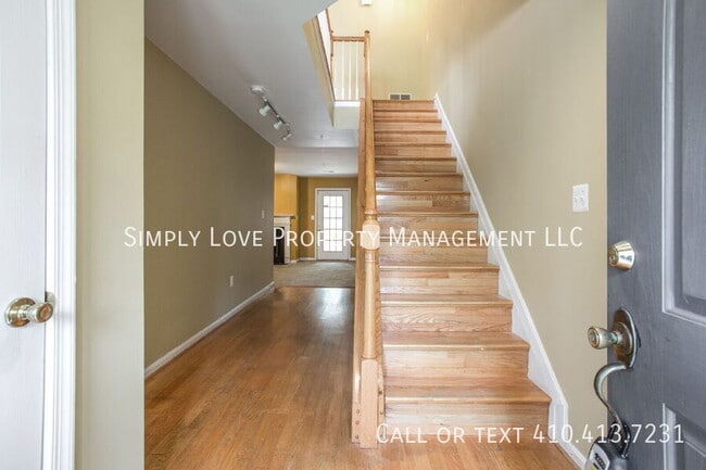 Building Photo - 2252 Commissary Cir