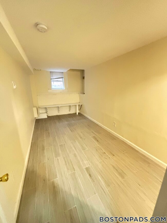 Building Photo - 277 Marlborough St