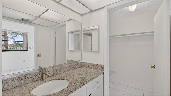 Building Photo - 10975 SW 107th St