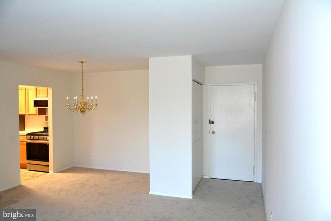 Building Photo - 10850 Green Mountain Cir