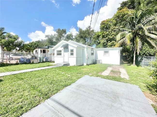 Primary Photo - 7156 NW 15th Ct