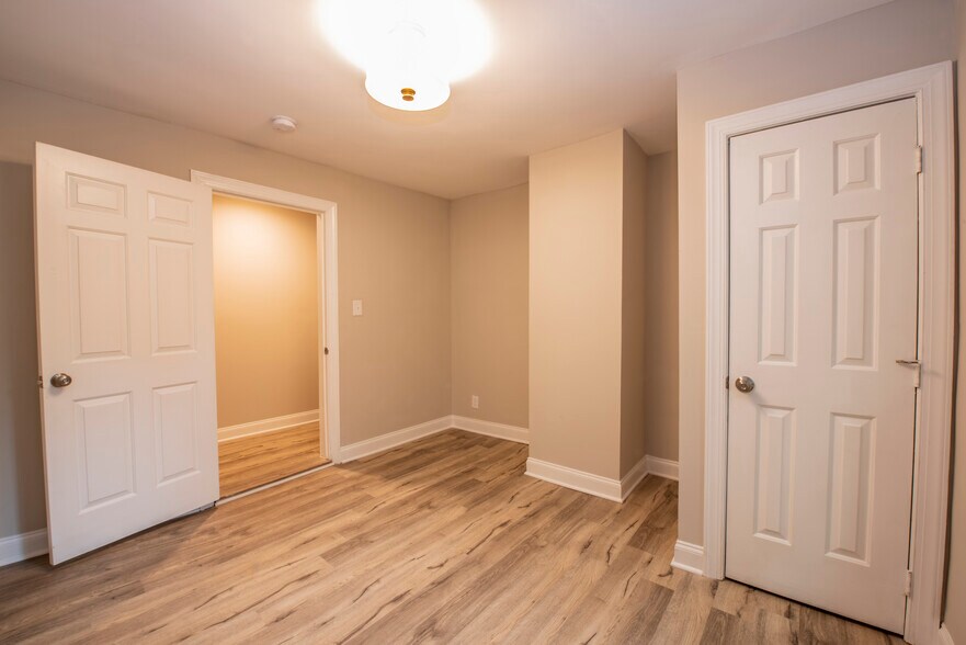 front bedroom - 919 S State St
