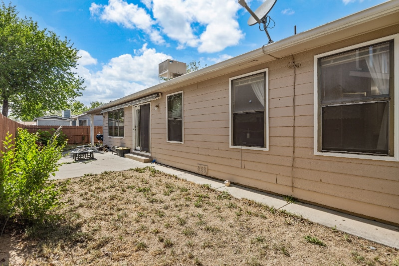 Building Photo - 2923 Bonito Ave