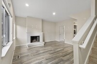 Building Photo - 3858 Maybelle Ave