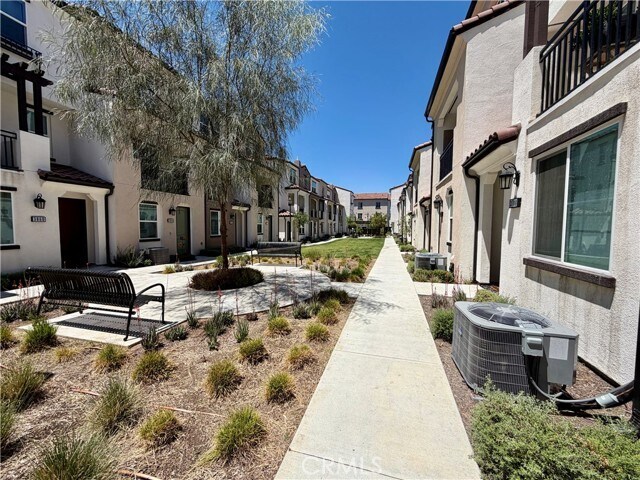 Building Photo - 3816 Verdana Cir