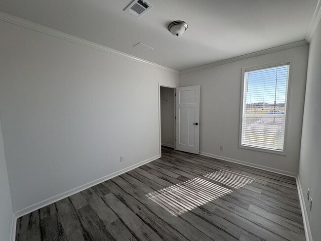 Building Photo - 1013 Morgan Jones Dr