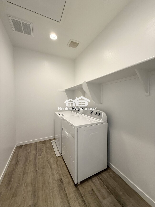 Building Photo - 4345 N 94th Dr