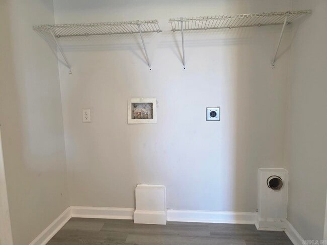 Building Photo - 1613 Moon Rd