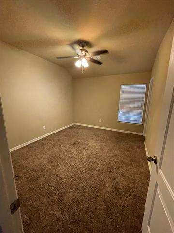 Building Photo - 14924 Lone Spring Dr